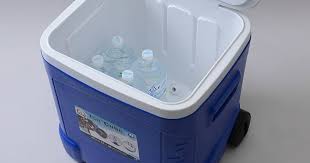 Sometimes you need to keep things cool for the duration, and when most coolers will warm up, maxcold will keep going for days. Igloo 60 Quart Roller Cooler Only 26 88 Shipped On Amazon