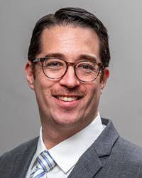 Alan Gee's Instagram, Twitter & Facebook