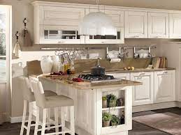 Laura Is A Kitchen Designed For People Who Cherish Tradition With Its Finely Worked High Thick Arredamento Cucina Vintage Arredo Interni Cucina Design Cucine