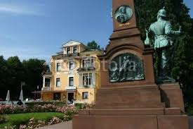 Denkmal Fur Den Deutsch Franzosischen Krieg 1870 71 In Bad Pyrmont Denkmal Deutsch Franzosischer Krieg Bilder