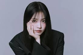 Fokus Kembangkan Karir Akting, Yeri Red Velvet Teken Kontrak Eksklusif  dengan Blitzway Entertainment