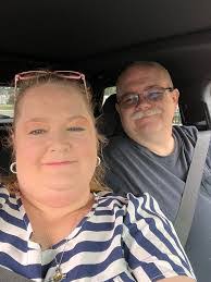 Melissa Mcpeek's Instagram, Twitter & Facebook