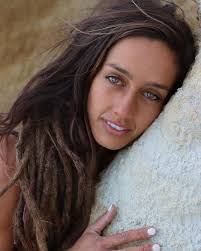 Sandra Mccomas's Instagram, Twitter & Facebook