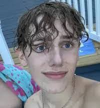 Alex Sonne's Instagram, Twitter & Facebook