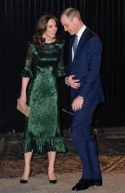 Dress like a duchess celebrates the fashions of meghan markle and kate middleton. Kate Middleton Has Stolen My Wedding Dress I M Raging