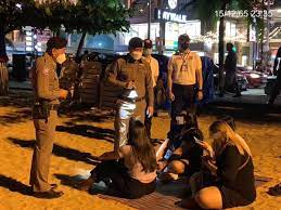 パタヤビーチのレディボーイ売春婦に登録と罰金 | タイランドハイパーリンクス：Thai Hyper
