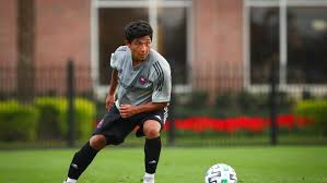 After failing to gain any attention from the supporters, chicago fire's owner, joe mansueto, commissioned another logo overhaul in just under a year. Chicago Fire Fc Sign 20th Homegrown Player 15 Year Old Midfielder Allan Rodriguez Mlssoccer Com
