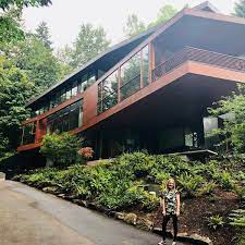 Click any photo to view it in original size. Cullen House From Twilight Aussichtspunkt In Portland