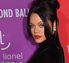 Forbes estimates that lvmh owns an estimated 50% of it, while rihanna has about 15%, a figure a spokesperson for the artist. M5t5xjy Lzh6ym