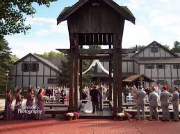 Outdoor Wedding At Snow Trails Ski Resort Mansfield Ohio Wedding Photography Mary Weirich Photography Ohio Wedding Venues Ohio Wedding Photography