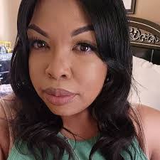 Tonya Munn's Instagram, Twitter & Facebook