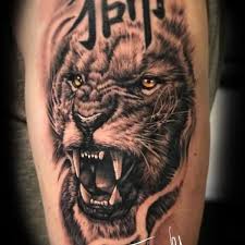 Der löwe steht hauptsächlich für könig, welche andere bedeutungen er hat erfährst du hier. Arm Realistische Lowen Tattoo Von Artifex Tattoo