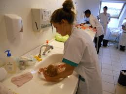 Il travaillait de novembre à janvier pendant ces vacances de noël. Formation Petite Enfance Quelles Sont Les Qualites Necessaires Pour Travailler Avec Des Enfants