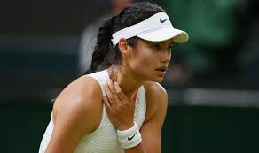 Nos involucramos fácilmente en la conversación con. Raducanu Tennis Emma Raducanu Folkmassor Bryter Ut Nar Brittisk Tonaring