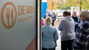 Selbst kleine spenden bringen die tafel in ihrer arbeit voran und helfen den bedürftigen. Keine Kreuzfahrten Lebensmittel Spenden An Tafeln Ndr De Nachrichten Niedersachsen Studio Oldenburg