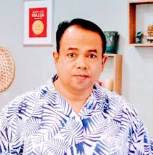 DERVIA' USED FURNITURE‎