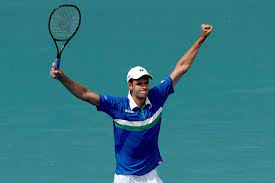 Poland's hubert hurkacz claimed his first atp masters 1000 title by beating italian teenager jannik. Atp Masters Miami Hubert Hurkacz Under The Radar Into The Final Tennisnet Com