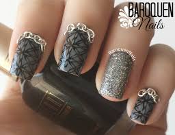 When it deals with gray color, all people tend to think that it's depressive and boring and there isn't any possibility that they will try it out. Gray Nail Design Baroquen Nails