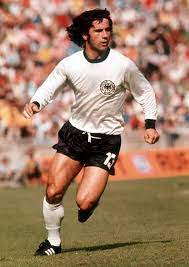 His nicknames are bomber der nation (the nation's bomber) and kleines dickes müller (short fat müller, declension intentionally wrong). Legend Gerd Muller Slowly Passing To The Afterlife Due To Dementia