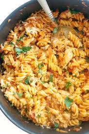 Here's a roundup of easy dinner recipes using rotisserie chicken. One Pot Leftover Roast Chicken Pasta Leftover Chicken Recipes Easy Leftover Chicken Recipes Healthy Rotisserie Chicken Recipes Leftover