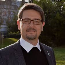 Pfarreiengemeinschaft Herrsching/Inning: Pfarrer Simon Rapp vom Ostufer