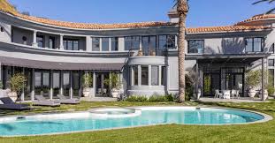We did not find results for: Kylie Jenner Rents 35 Million Bel Air House Teen Vogue