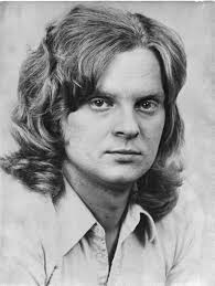 Pepe Willberg sai lapsen Dannyn assistentin kanssa