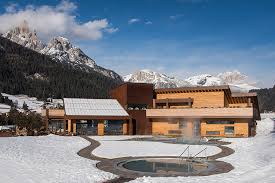 Informazioni utili sulla qc terme dolomiti in val di fassa. Voglia Di Qc Terme Scopri Il Centro Piu Vicino A Te The Blonde Salad