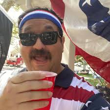 Will a 170-gallon stock tank fit in the back?