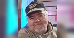 Carl Benton's Instagram, Twitter & Facebook