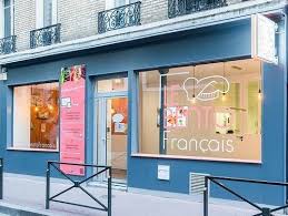 Devanture Commerciale Du Local Le Bento Francais Concept Graphisme Fait Par L Agence 360 Degres Identitevisuelle Graphisme Devanture Agencementrestaur En 2020