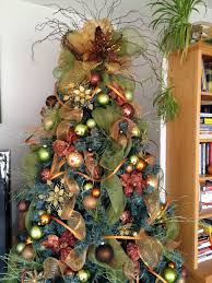 Christmas Tree Decorating Tutorial Ribbon On Christmas Tree Christmas Decorations Rustic Tree Beautiful Christmas Trees