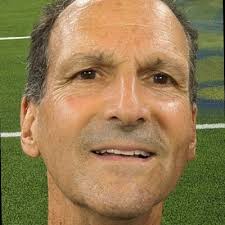 Although the opening of the first NYC Axel Arigato store happened in  September, it's very important for me to acknowledge those who made it  happen, as I rarely see recommendations here, where