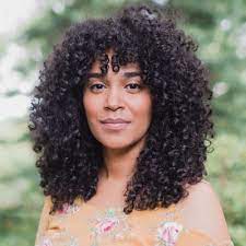 Elizabeth is one of the united states's up and coming latina writers for young adults. Author And Slam Poet Elizabeth Acevedo Visits Ualbany Albany Poets