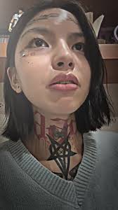 Katrina Lim: Engaging Updates and Conversations