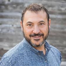 Stephen Karr's Instagram, Twitter & Facebook