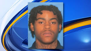 Nathan Leslie Warner: 21-Year-Old Pulls Knife at Ann Street Plaza