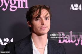 102 Gilbert Chavez Photos & High Res Pictures