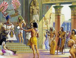A thinner curling iron must be used to achieve this hairstyle. Ancient Egyptian Fashion History Blink Fashion Blog Blinkhubs