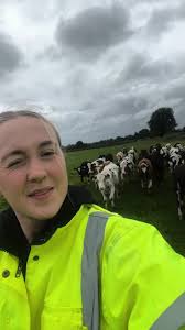 Not that kind of princess 👑🤠🐄🥰🚜  #princess#noteverygirl#farm#farming#farmersdaughter#irishfarmer#dairyfarmer#fyp#trend#trending#trendingireland#galway#fyp#tomboy