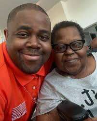 A few of the faces from The Fort aka the TEEN Center at Clubhouse 14.  Appreciate them for letting me hang out a bit tonight. Plus, we got to  celebrate David's bday!