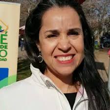 Claudia Maturana encargada programa promoción salud San Jose de Maipo. Una  nueva feria libre 😃