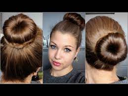 Comment réussir un messy bun. 75 Tutoriel Coiffure N 19 3 Chignons Avec Un Donut Youtube Faire Un Chignon Chignon Avec Donut Coiffure Facile