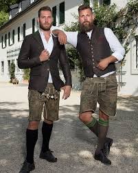 Pin Von E Cole Auf Eye Candy Lederhose Lederhose Manner Oktoberfest Outfit Manner