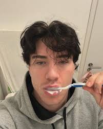 Victória Pires (piresvictoria0)