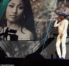 Nicki minaj big daddy ft meek mill. Nicki Minaj Pregnant After Introducing Meek Mill As Her Baby Father Daily Mail Online