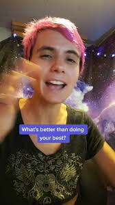 Leslie Howard Narrarater