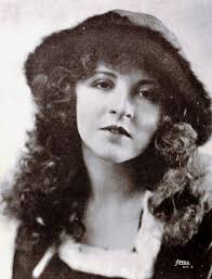 Nancy Deaver's Instagram, Twitter & Facebook