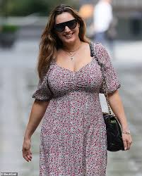 Kelly Brook Vows To Drop A Dress Size After Admitting She Gained Weight During Lockdown Readsector Still engaged to her fiancé david mcintosh? kelly brook vows to drop a dress size