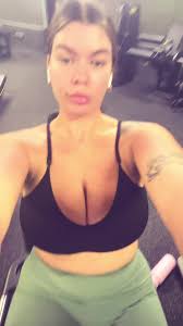 Phoebe (@phoebewillowdst)’s videos with Shake Dat Ahh Bossman x Jerseyclub 